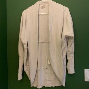 Aritzia sweater